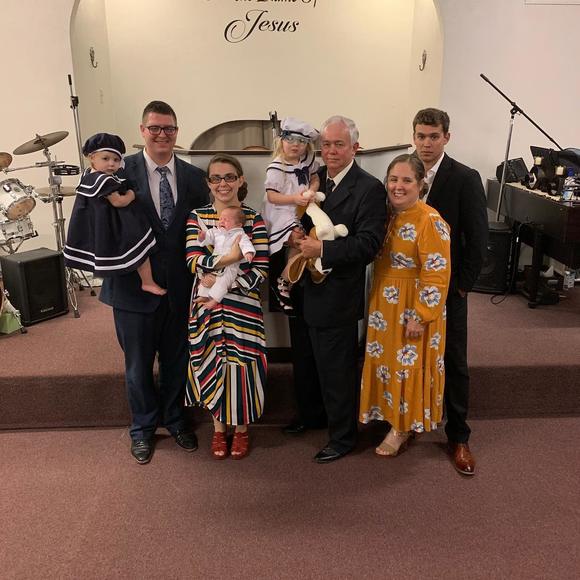 Meet your Posher, Tonya - Picture 1 of 1